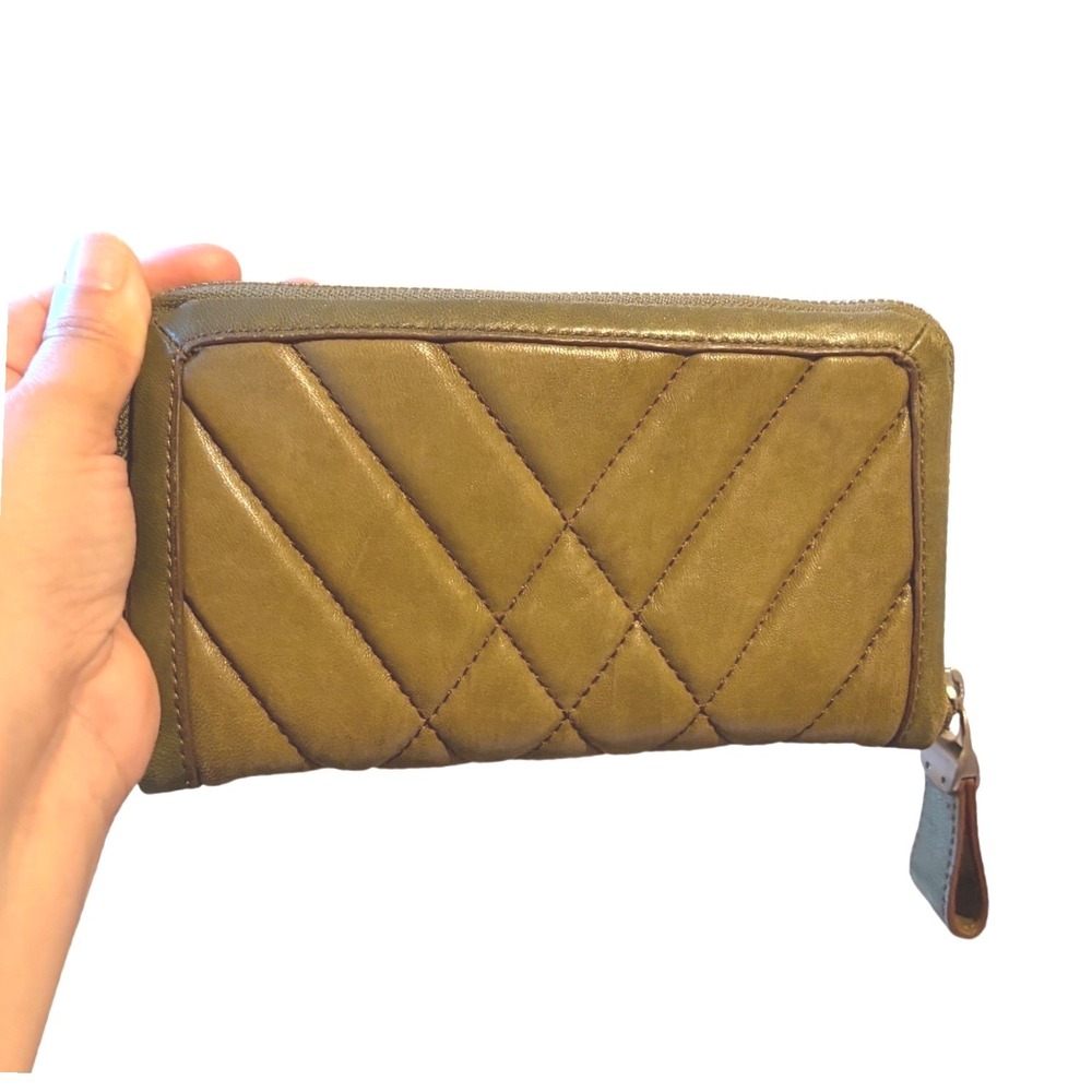 Perlina New York‎ Olive Green Quilted Leather Zip Around Wallet Leopard Lining